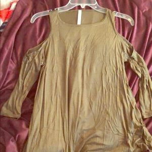 Green flowy cold shoulder shirt